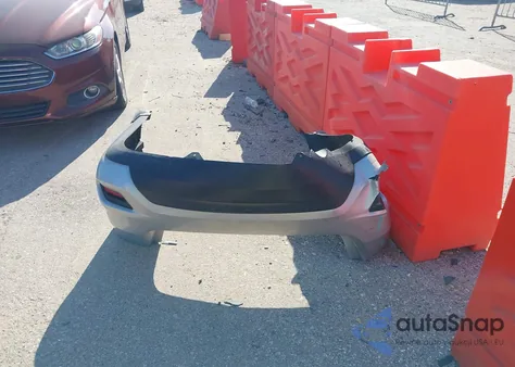 2018 Nissan Sentra S z USA, uszkodzony, nr VIN 3N1AB7AP7JY322938